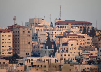 איראן מאיימת על ירדן, סעודיה, איחוד האמירויות וקטאר לגבי תקיפות ישראליות דרכם