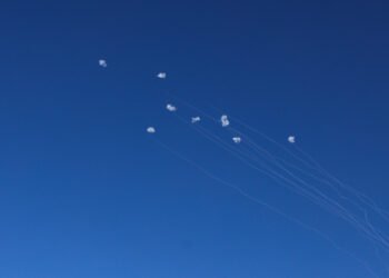 איראן מאיימת על ירדן, סעודיה, איחוד האמירויות וקטאר לגבי תקיפות ישראליות דרכם