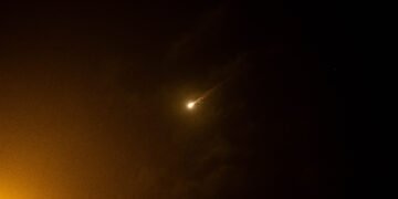 צעיר בשנות ה-20 נפצע קשה מרסיסים: כל הפרטים על המטחים לטבריה ולחיפה