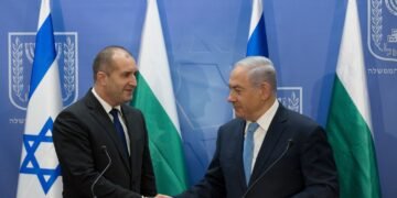 בולגריה מביעה הסתייגות מגזרות המעצר של בית הדין בהאג