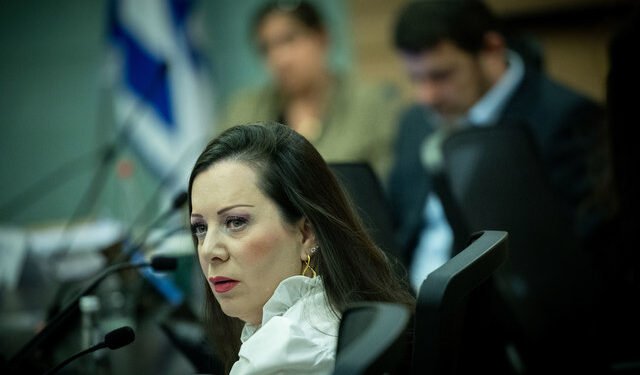 מנצ'סטר סיטי ממשיכה לאכזב