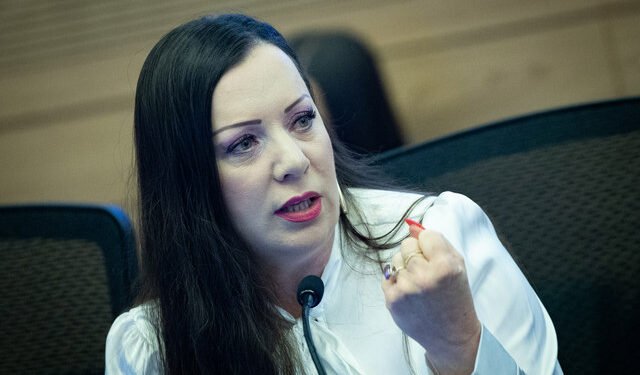 מנצ'סטר סיטי ממשיכה לאכזב