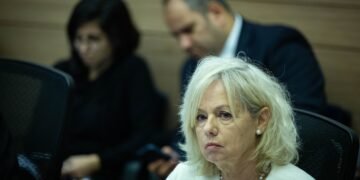 הפגנת הימין: היועמ"שית פועלת מתוך מניע פוליטי