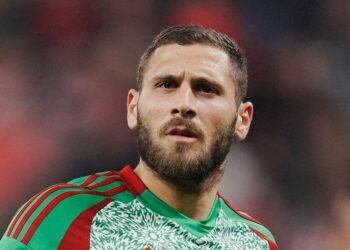 הפועל תל אביב ניצחה את חולון 68:72