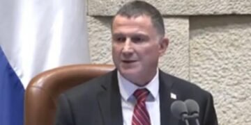 יולי אדלשטיין