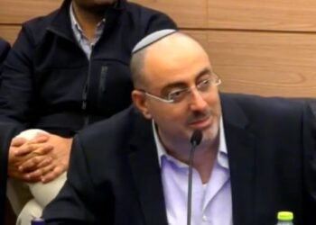 ניסים ואטורי