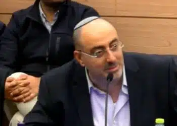 ניסים ואטורי