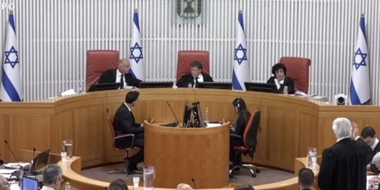 יצחק עמית בית המשפט