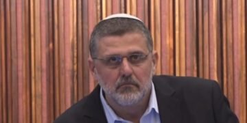 אביחי בוארון