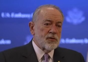 מייק האקבי שגריר ארהב